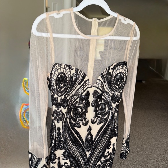 Stunning Sequin & Beaded Mesh Dress – Size Small – NWOT - Picture 7 of 12